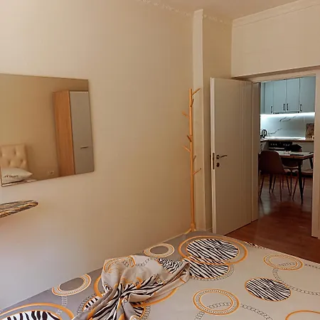 Apartment Friendly Country